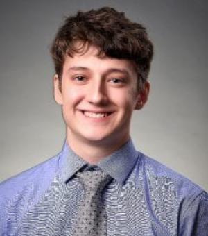 Gideon Hewitt headshot